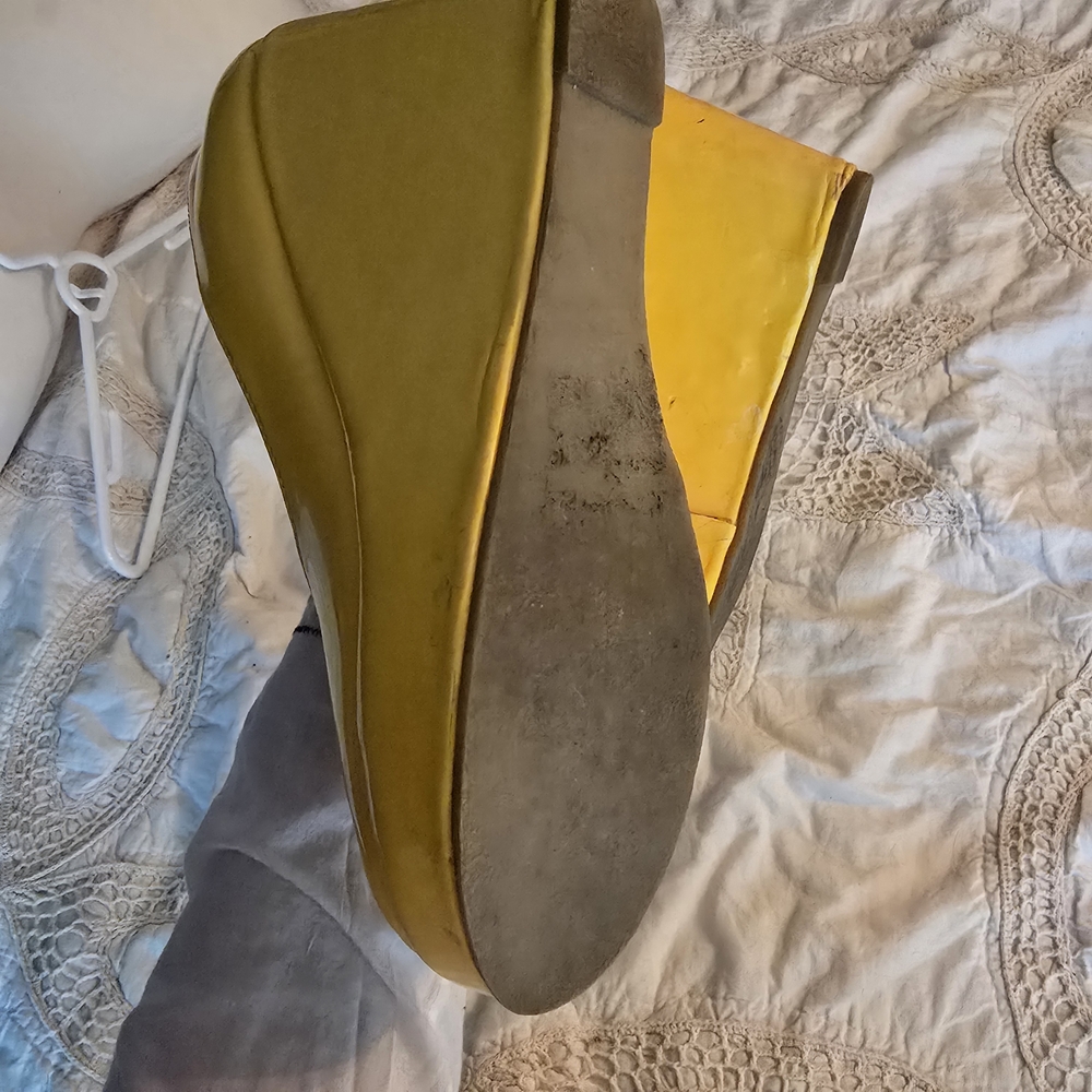 Y2k Charles Albert Yellow Patent Leather Wedge Shoes - Picture 5 of 5